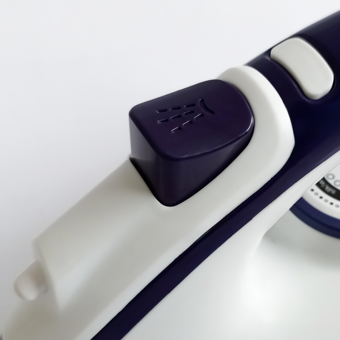 Ramtons Dry Iron with Spray 1200W
