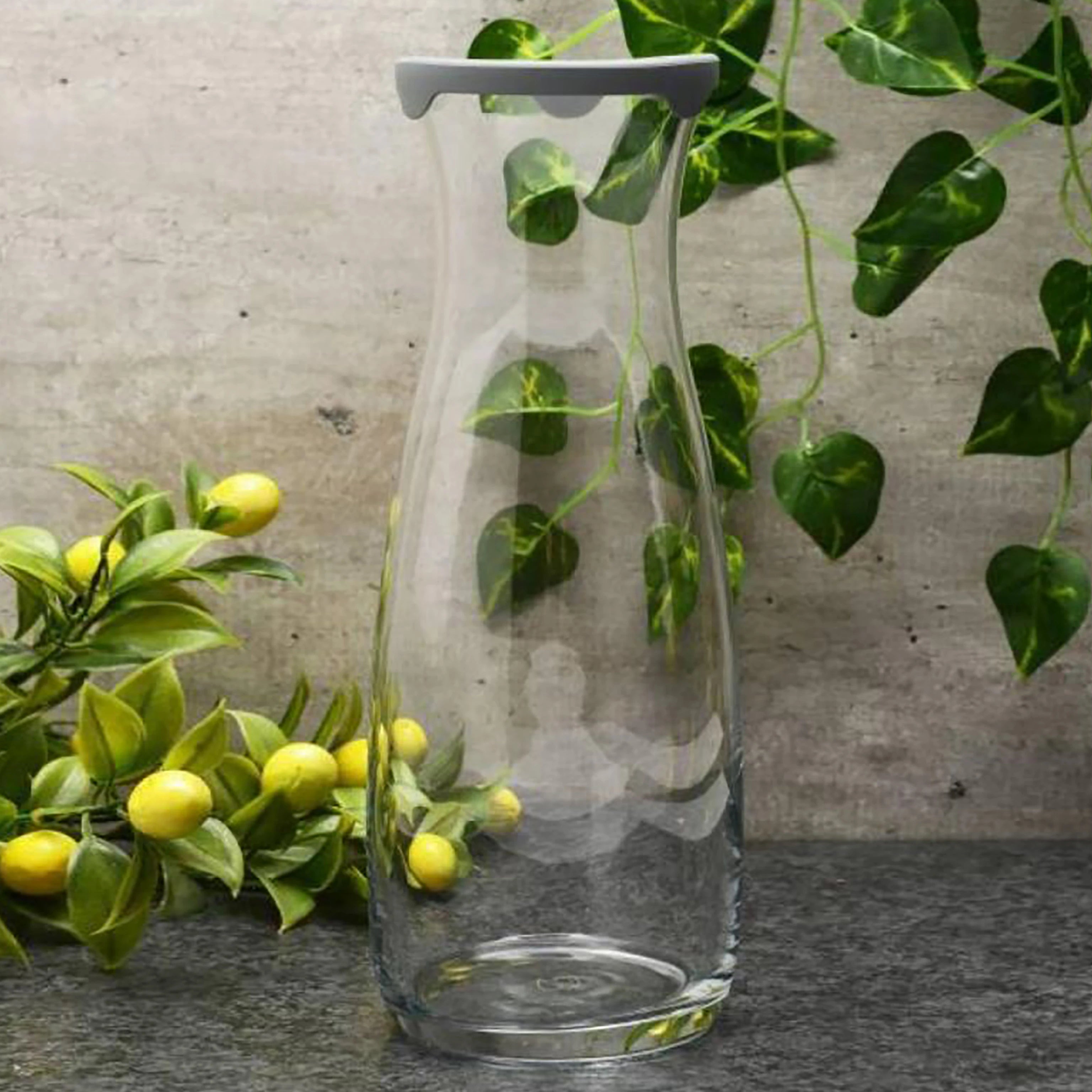 AMPHORA CARAFE