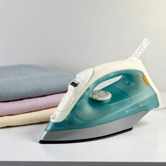 Ramtons Steam Iron